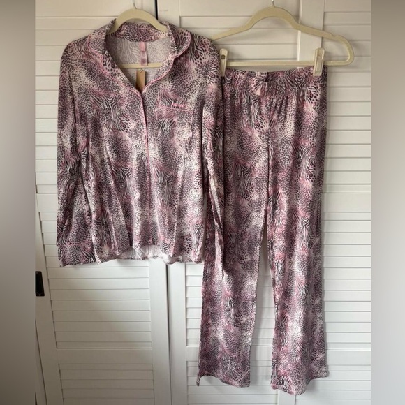 SKIMS Other - SKIMS UNRELEASED! ANIMAL PRINT LONG SLEEVE SLEEP SET